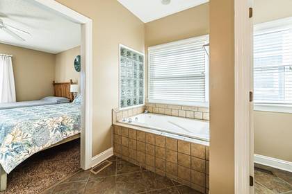 Mid Level Master Bath