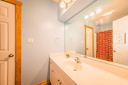 Lower Level Semi-Private Bath