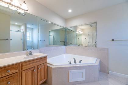 Upper Level Master Bath