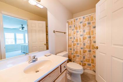 Mid Level Master Bath