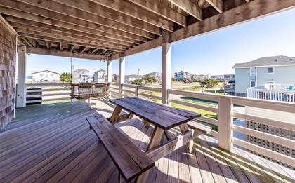 Mid Level Deck