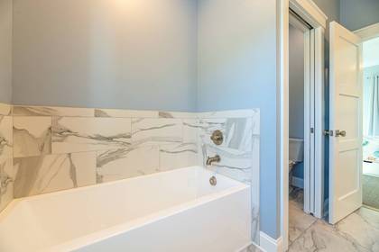 Mid Level Master Bath