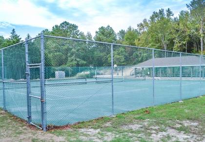 Tennis & Pickleboard Courts