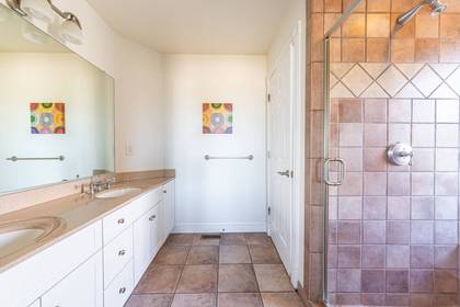 Upper Level Master Bath
