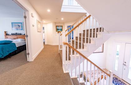 Mid Level Hallway