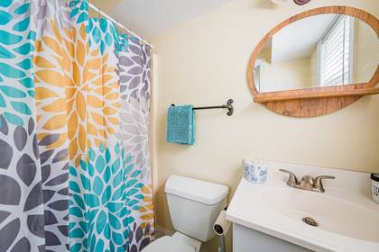 Mid Level Master Bath