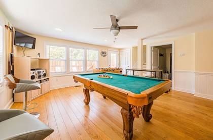Rec Room with Pool Table