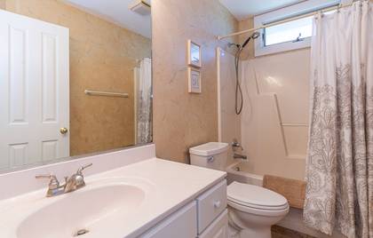 Mid Level Master Bath
