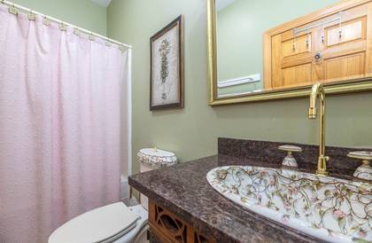 Mid Level Master Bath