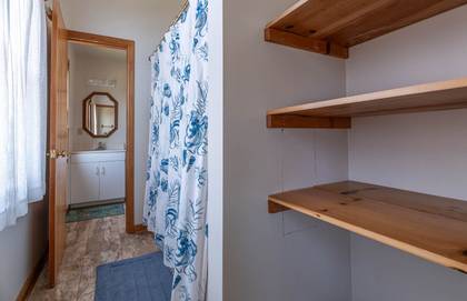 Upper Level Shower (shared)
