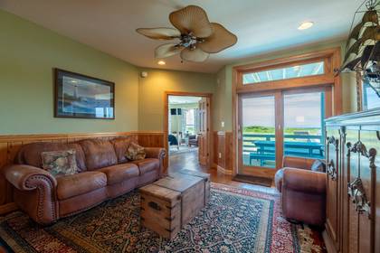 Mid Level Living Area