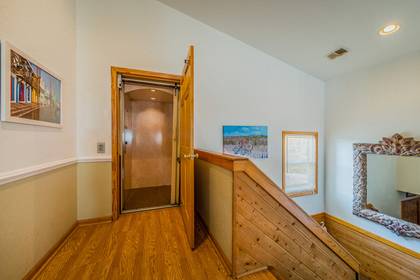 Elevator