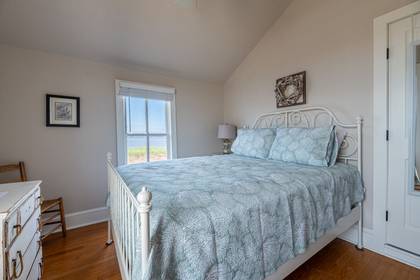 Upper Level Bedroom