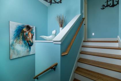 Upper Level Stairway