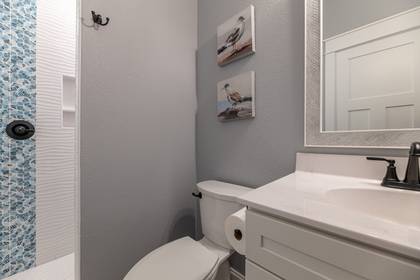 Mid Level Master Bath