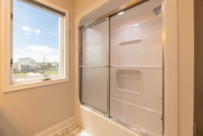 Upper Level Master Bath