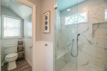 Upper Level Master Bath