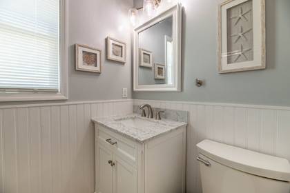 Mid Level Bath