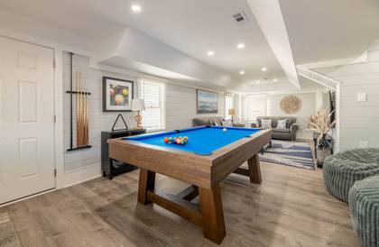 Rec Room w/Pool Table