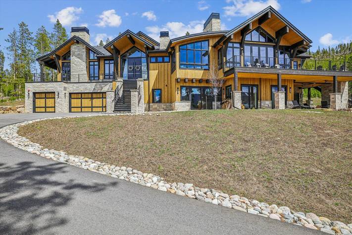 Exterior, The Crowne Summit, Breckenridge Vacation Rental Exterior, The Crowne Summit, Breckenridge Vacation Rental