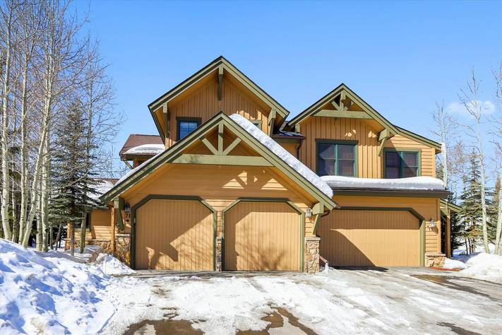 Exterior - Highland Greens 71 - Breckenridge Vacation Rental Exterior - Highland Greens 71 - Breckenridge Vacation Rental