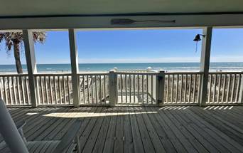 Large Balcony & Direct Beach Access Large Balcony & Direct Beach Access