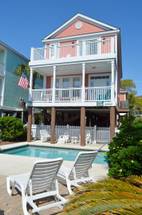 Jump in & cool off or lounge by the pool. Jump in & cool off or lounge by the pool.