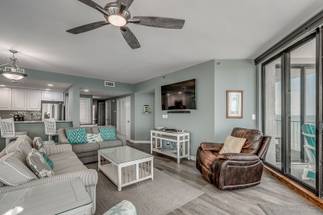 Plenty of Seating Plenty of Seating