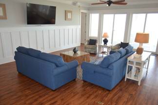 Relax and unwind with the wall mount tv Relax and unwind with the wall mount tv
