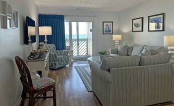 Wake up early for a sunrise! Wake up early for a sunrise!