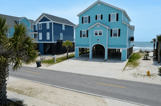 Step outside and feel the ocean breeze! Step outside and feel the ocean breeze!