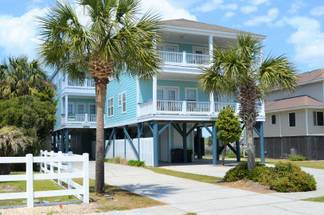 'Beach Music' is a twin home with 'Deja View' 'Beach Music' is a twin home with 'Deja View'