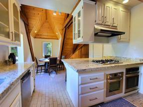 Fully stocked updated kitchen Fully stocked updated kitchen