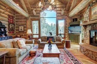 Living Area - Bear Lodge - Breckenridge Vacation Rental Living Area - Bear Lodge - Breckenridge Vacation Rental