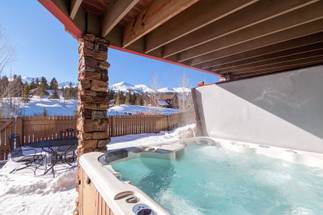 Hot Tub - Creekside Escape - Breckenridge Vacation Rental Hot Tub - Creekside Escape - Breckenridge Vacation Rental
