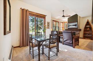 Dining Area - Main Street Junction 26 - Breckenridge Vacation Rental Dining Area - Main Street Junction 26 - Breckenridge Vacation Rental