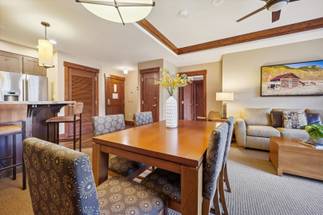 Dining Area - One Ski Hill Place 8307 - Breckenridge Vacation Rental Dining Area - One Ski Hill Place 8307 - Breckenridge Vacation Rental