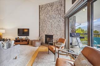 Living Area - Park Place 302C - Breckenridge Vacation Rental Living Area - Park Place 302C - Breckenridge Vacation Rental