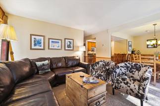 Living Area - Peak One 107 - Frisco Vacation Rental Living Area - Peak One 107 - Frisco Vacation Rental