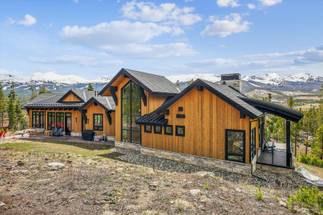 Exterior, The Crowne Summit, Breckenridge Vacation Rental Exterior, The Crowne Summit, Breckenridge Vacation Rental