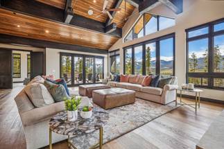 Living Room, The Crowne Summit, Breckenridge Vacation Rental Living Room, The Crowne Summit, Breckenridge Vacation Rental