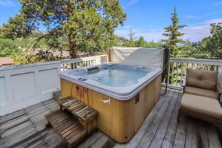 Hot Tub - Ridge Street Lookout - Breckenridge Vacation Rental Hot Tub - Ridge Street Lookout - Breckenridge Vacation Rental