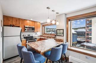 Kitchen, Village at Breckenridge Peak 9 Inn, Liftside 403, Breckenridge Vacation Rental Kitchen, Village at Breckenridge Peak 9 Inn, Liftside 403, Breckenridge Vacation Rental