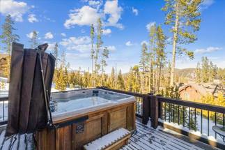 Hot Tub - Highlands Hideaway - Breckenridge Vacation Rental Hot Tub - Highlands Hideaway - Breckenridge Vacation Rental