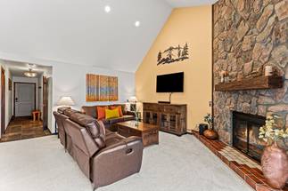 Living Area - Park Place 304C - Breckenridge Vacation Rental Living Area - Park Place 304C - Breckenridge Vacation Rental