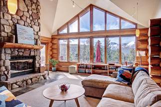 Enjoy this private home with amazing panoramic views of the Ten Mile Range and Breckenridge ski area - 10 Southface - Breckenridge Vacation Rental Enjoy this private home with amazing panoramic views of the Ten Mile Range and Breckenridge ski area - 10 Southface - Breckenridge Vacation Rental