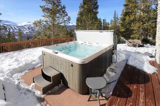 Hot Tub - Charter Ridge 10 - Breckenridge Vacation Rental Hot Tub - Charter Ridge 10 - Breckenridge Vacation Rental