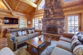 Living Area - Fireside Retreat - Breckenridge Vacation Rental Living Area - Fireside Retreat - Breckenridge Vacation Rental