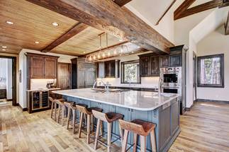 Kitchen - Hawk's Hideaway - Breckenridge Vacation Rental Kitchen - Hawk's Hideaway - Breckenridge Vacation Rental