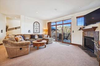 Living Room - Highland Greens 56 - Breckenridge Vacation Rental Living Room - Highland Greens 56 - Breckenridge Vacation Rental